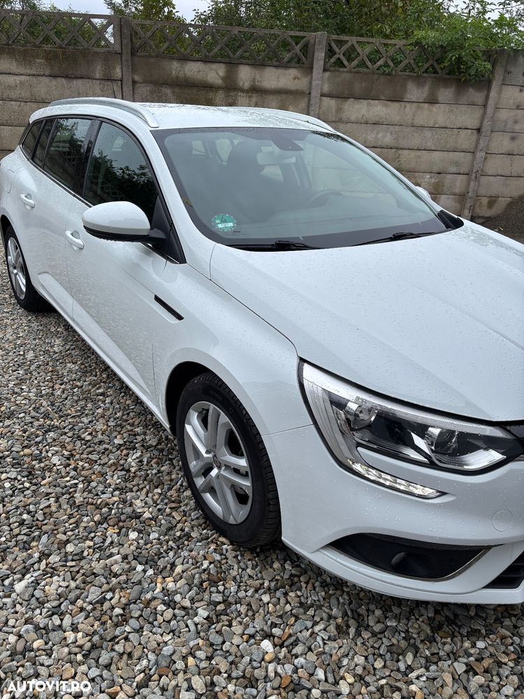Renault Megane - 5