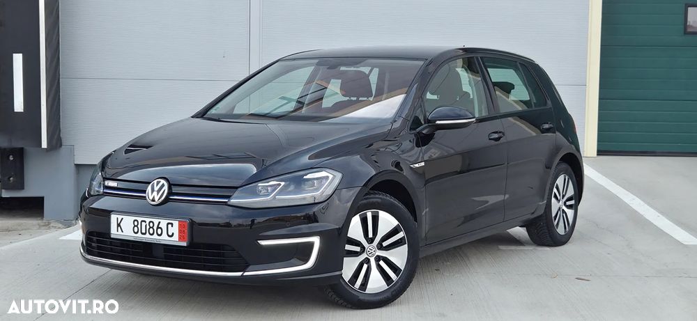 Volkswagen e-Golf - 26