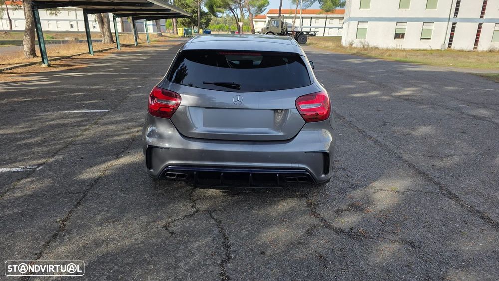 Mercedes-Benz A 45 AMG 4-Matic - 4