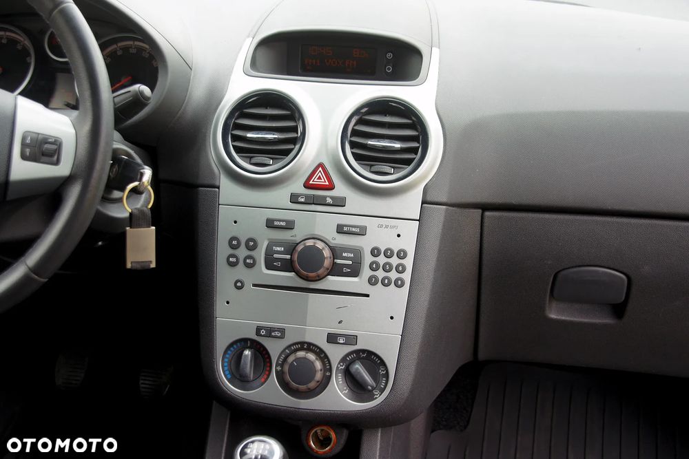 Opel Corsa 1.2 16V EcoFLEX Easytronic 150 Jahre - 11