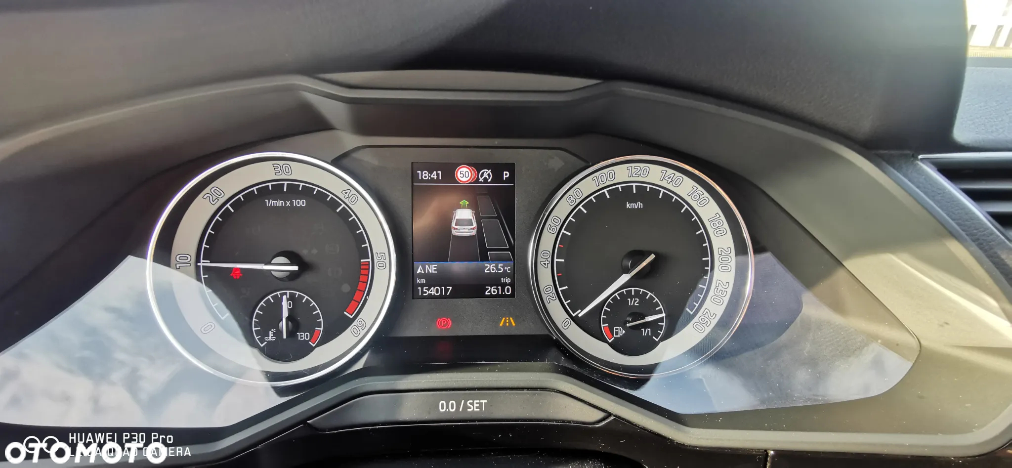 Skoda Superb 2.0 TDI 4x4 L&K DSG - 37
