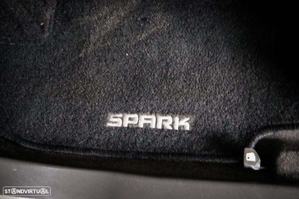 Chevrolet Spark 1.2 LT - 29