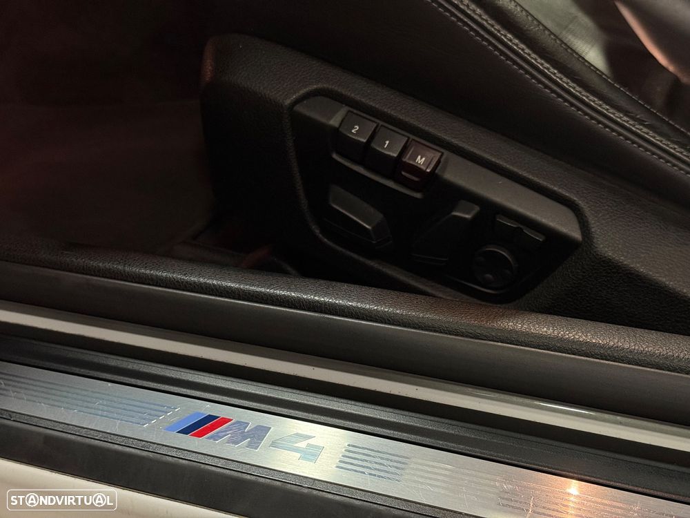 BMW M4 Coupe DKG - 13