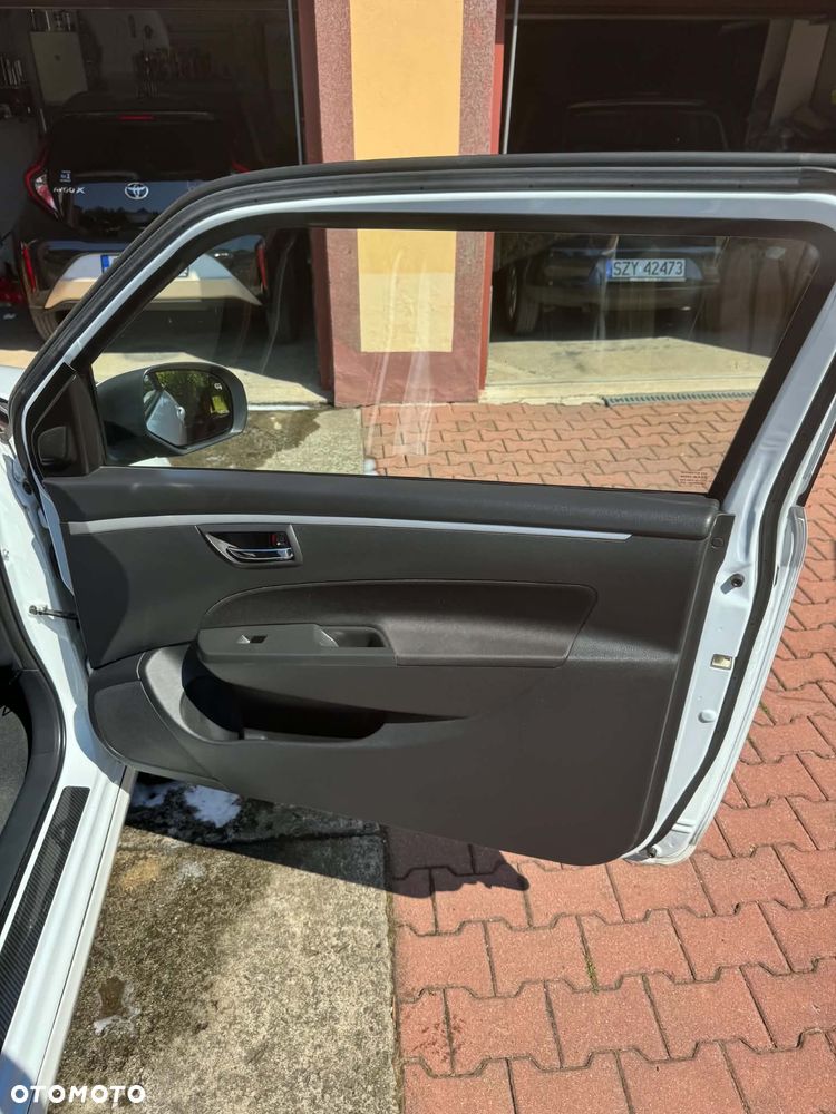 Suzuki Swift - 20