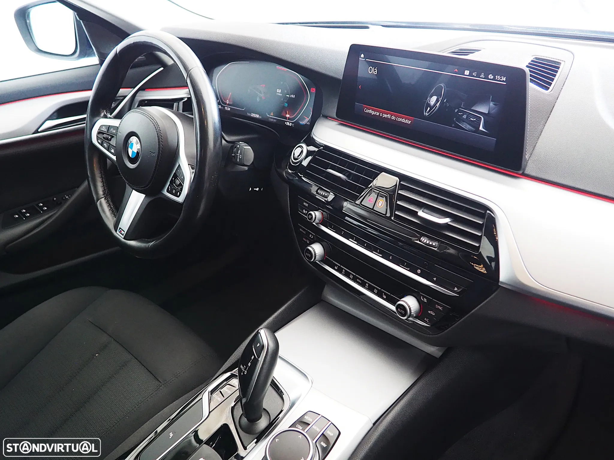 BMW 520 d xDrive Line Luxury Auto - 16