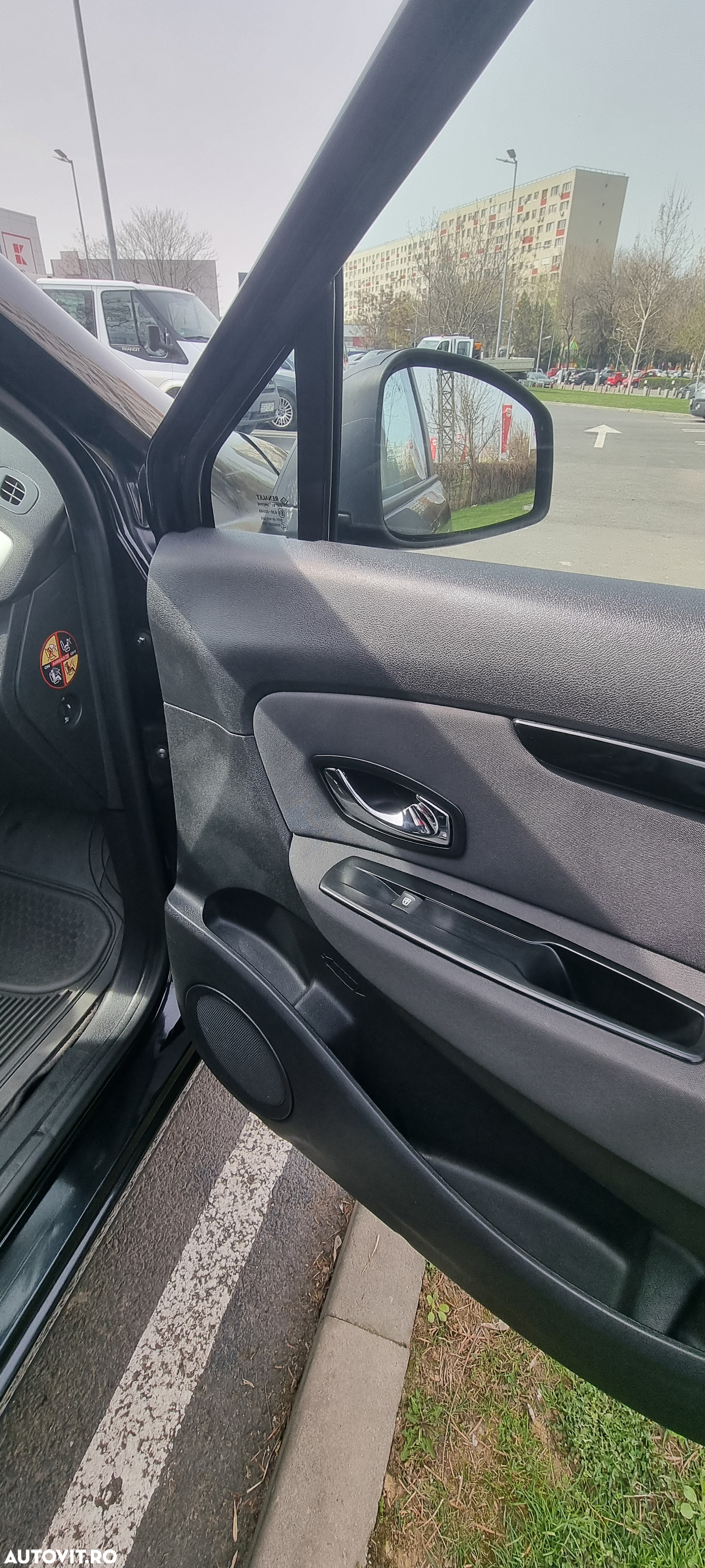 Renault Scenic - 24
