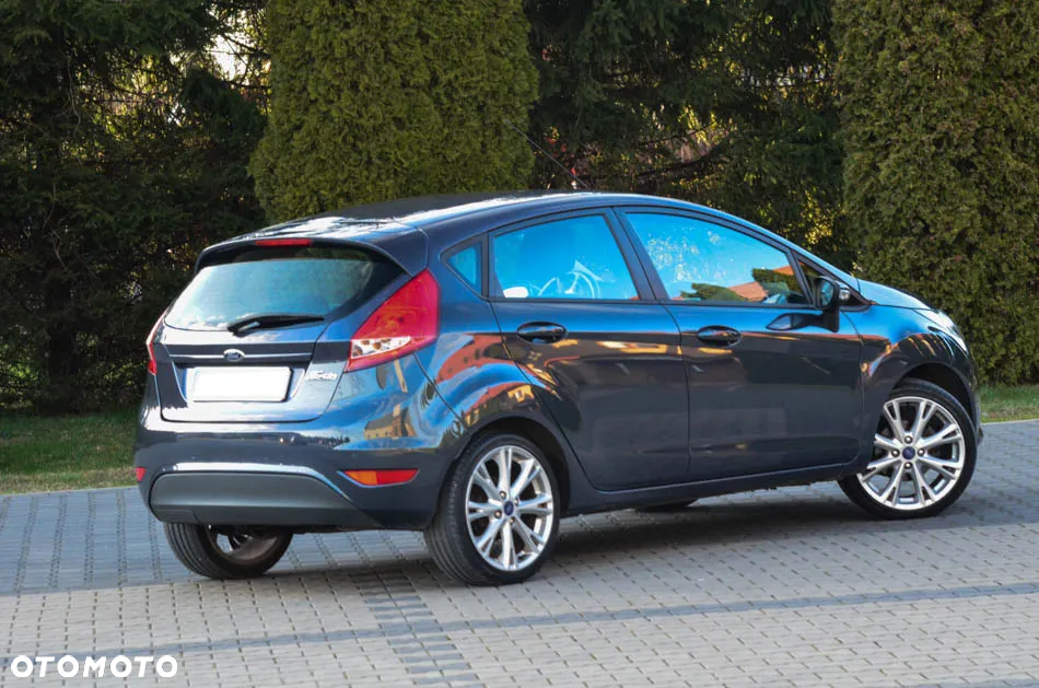 Ford Fiesta 1.25 Ambiente - 14