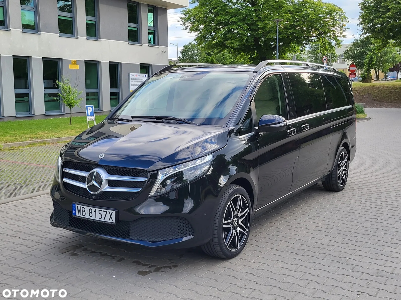 Mercedes-Benz Klasa V 300 d 4-Matic Exclusive 9G-Tronic (d³ugi) - 2