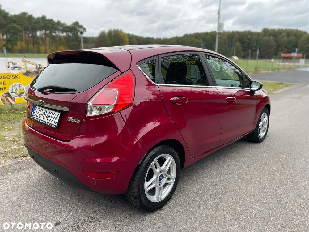 Ford Fiesta - 5