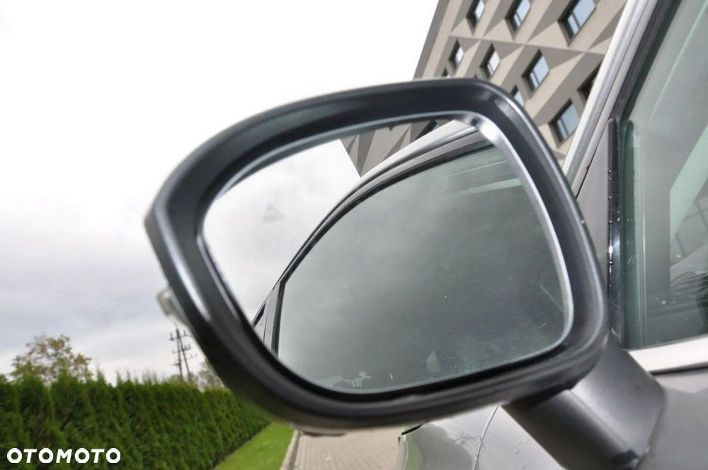 Nissan Qashqai 1.3 DIG-T MHEV N-Connecta - 16