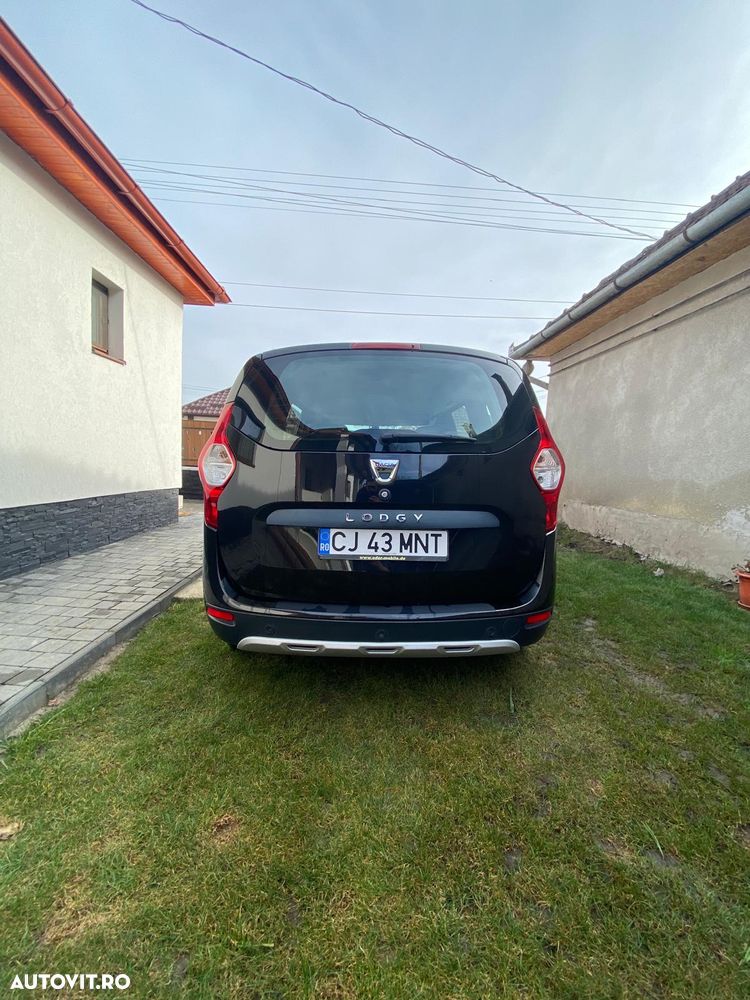 Dacia Lodgy TCe 115 Stepway - 4