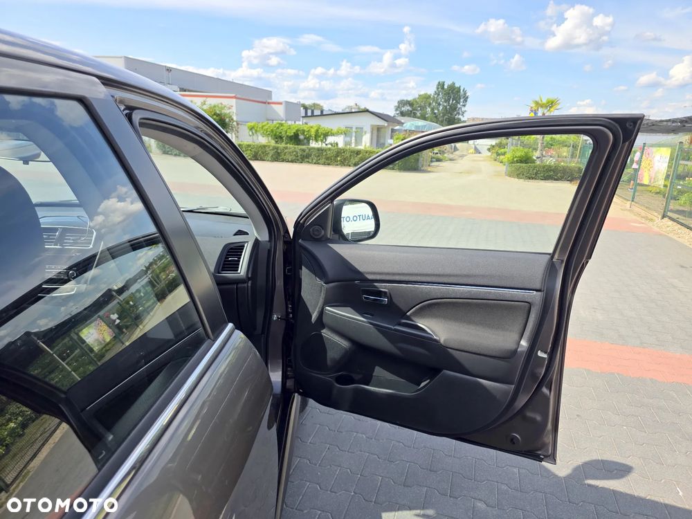 Mitsubishi ASX 1.6 2WD Plus - 14