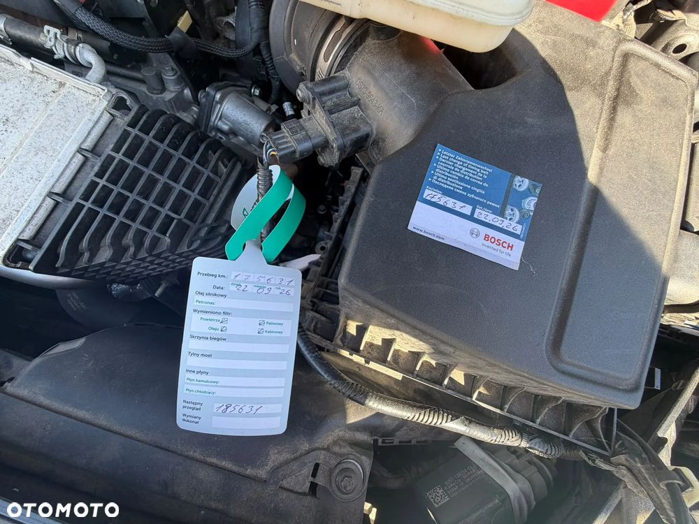 Ford S-Max - 35