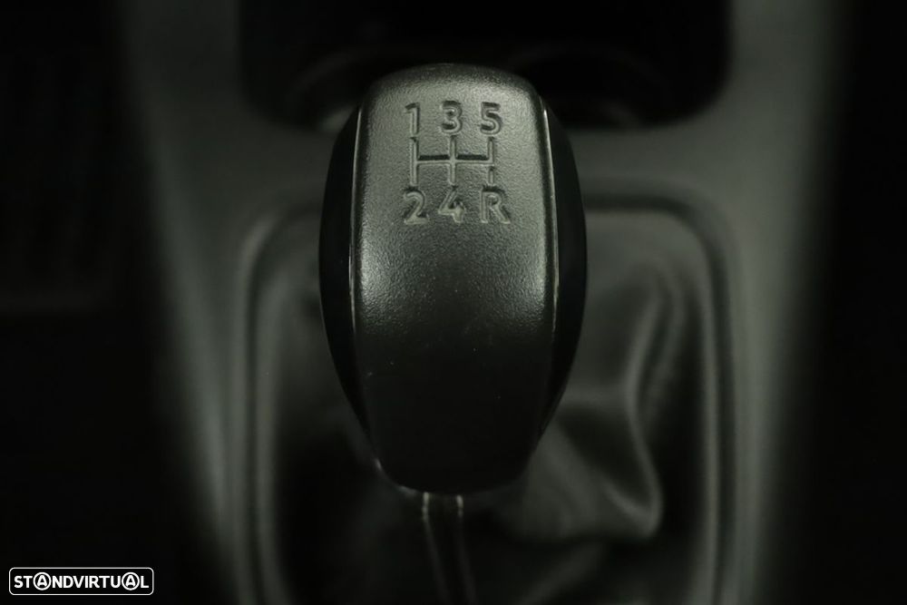 Citroën C3 1.2 PureTech Shine - 13