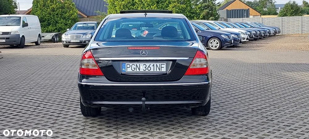 Mercedes-Benz Klasa E - 27