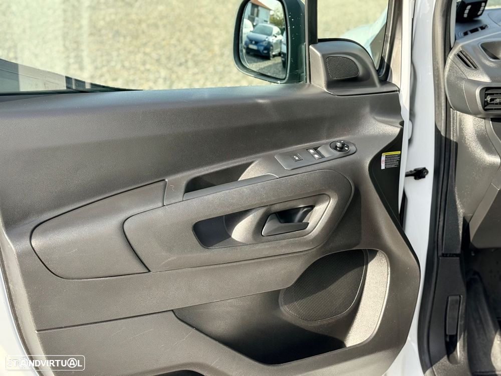 Fiat Doblo 1.5BlueHDi Maxi c/ Frio - 9