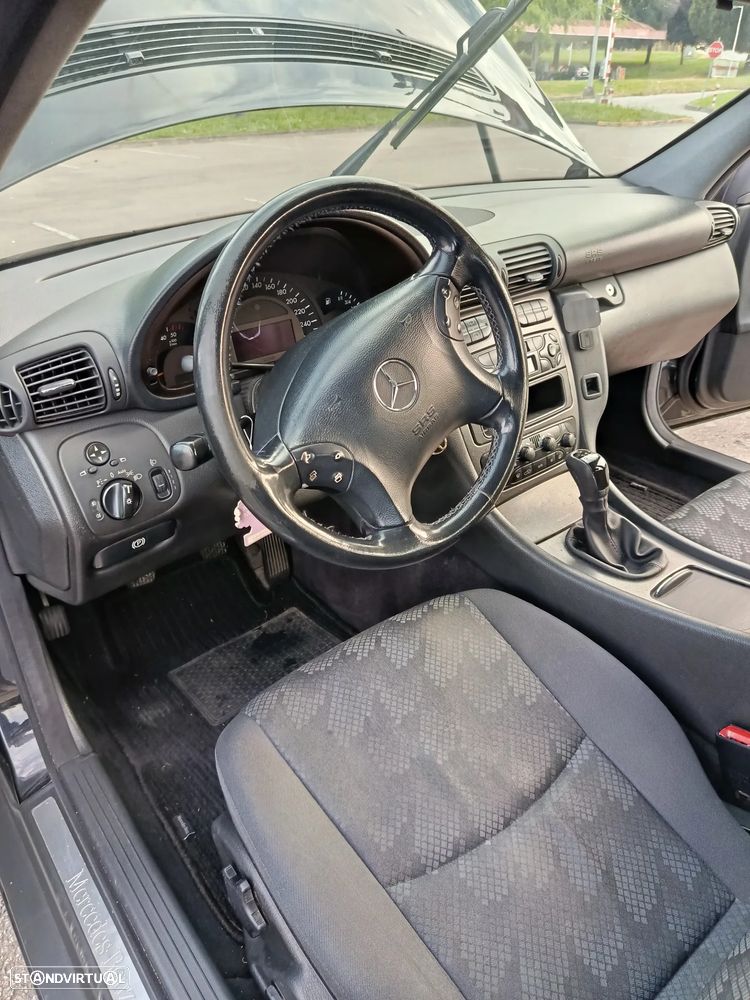 Mercedes-Benz C 220 CDi Avantgarde - 13