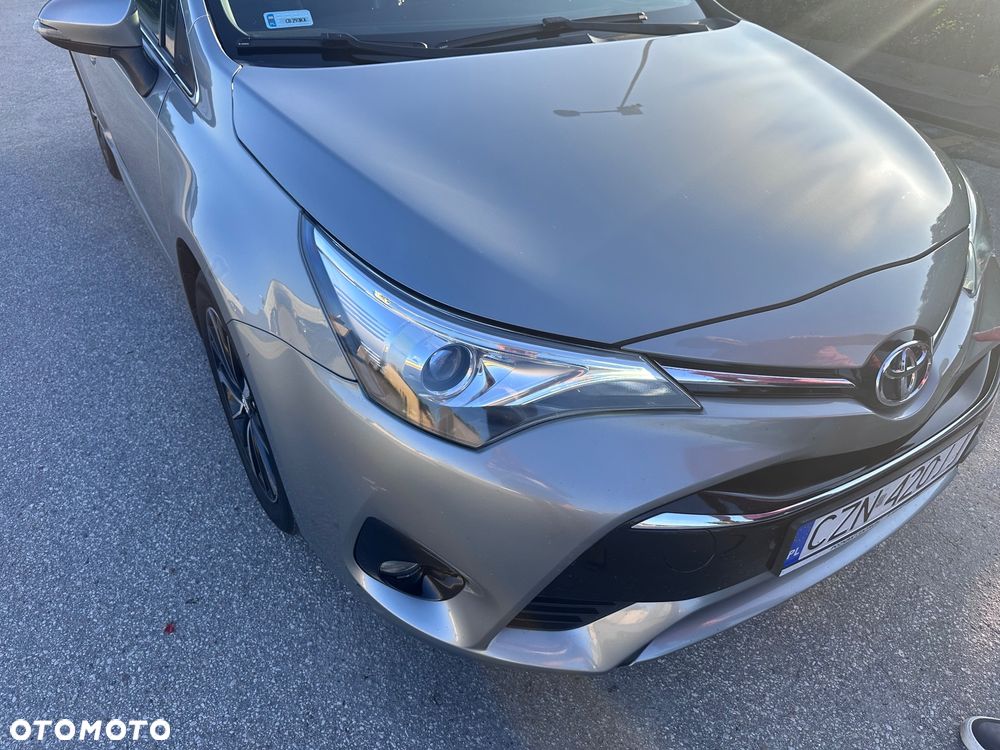 Toyota Avensis 1.8 Premium MS - 7