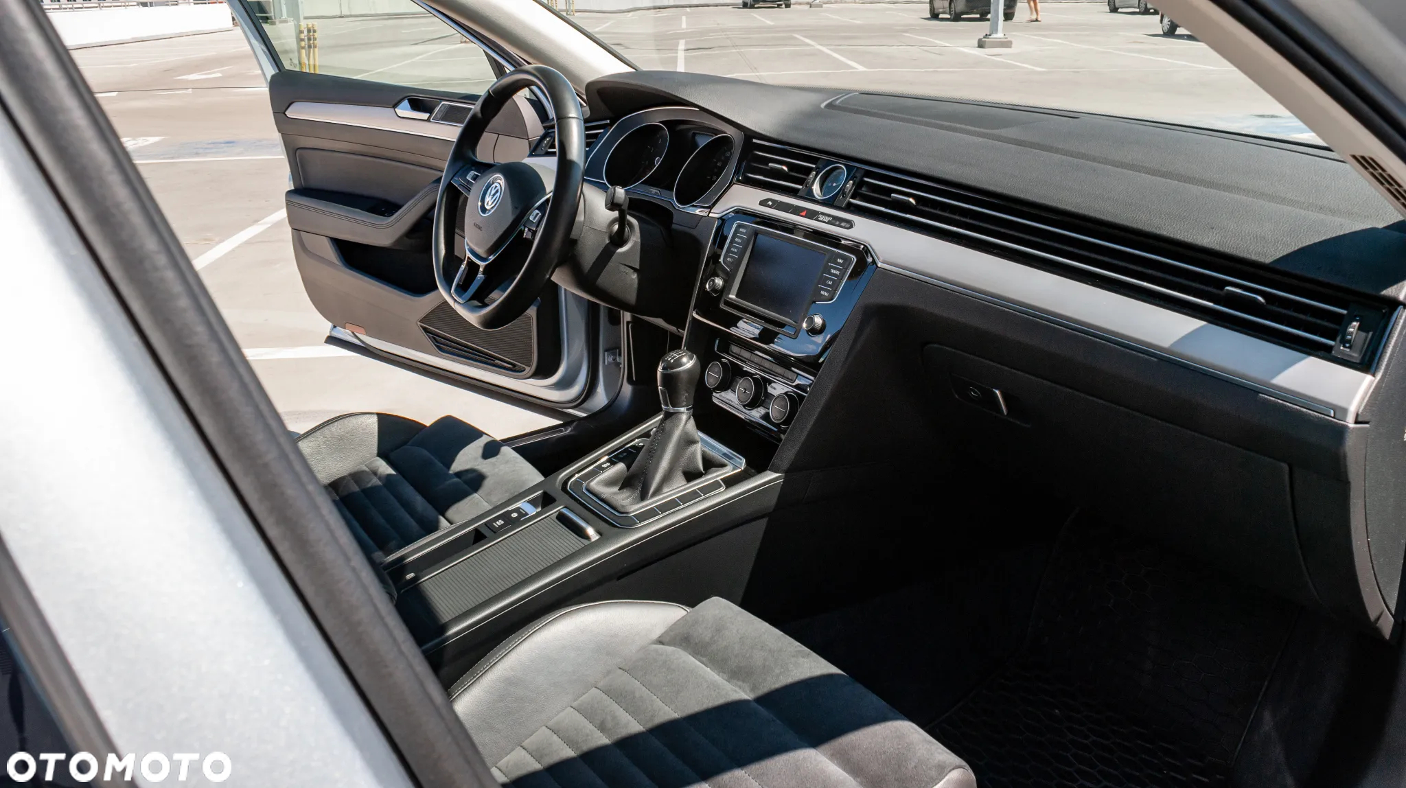 Volkswagen Passat 1.8 TSI BMT Highline - 9