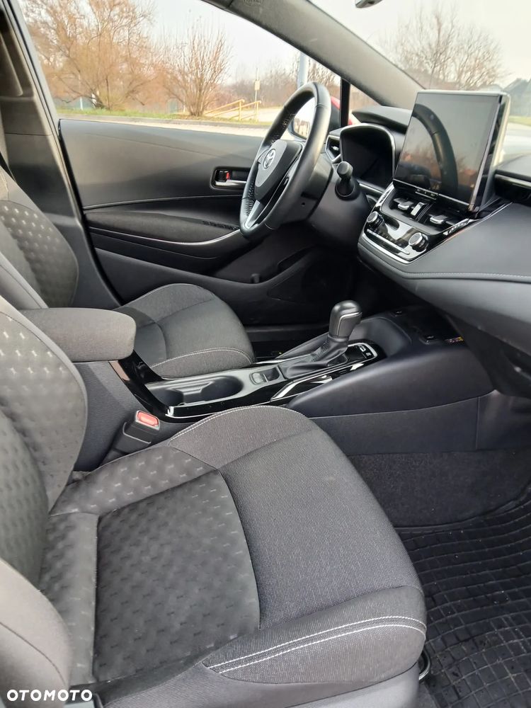 Toyota Corolla 1.8 Hybrid Comfort - 12