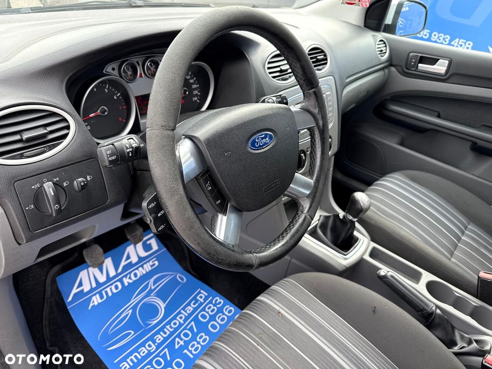 Ford Focus 1.6 Ti-VCT Style - 15
