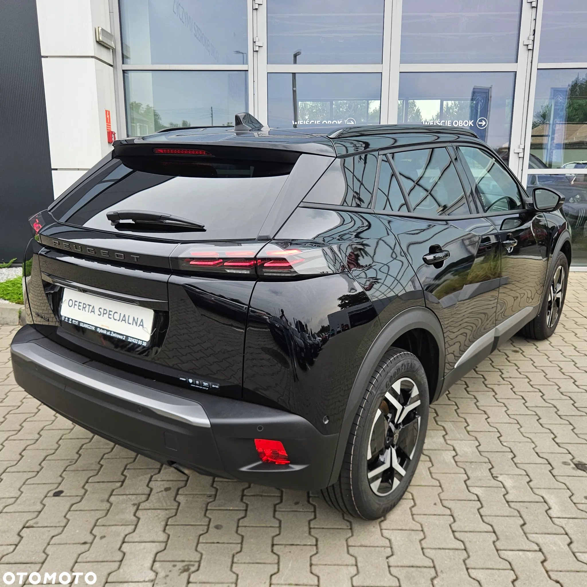 Peugeot 2008 PureTech 100 Allure S&S BVM6 - 8