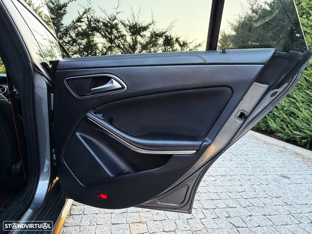 Mercedes-Benz CLA 220 d 7G-DCT AMG Line - 27