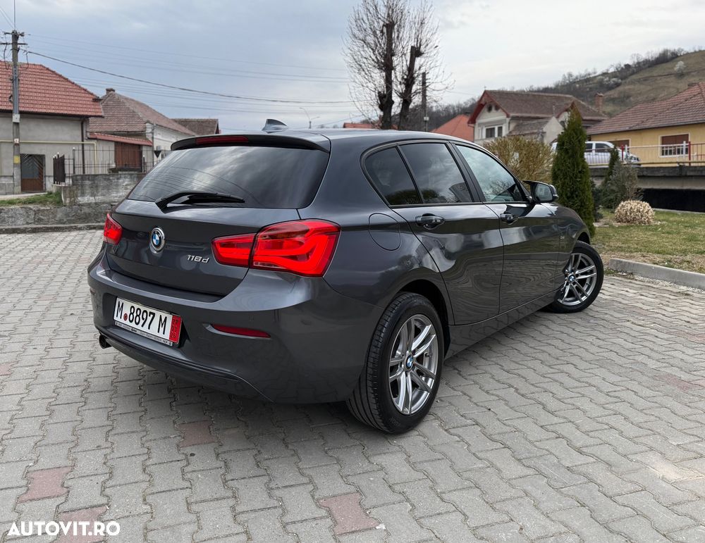 BMW Seria 1 118d Sport Line - 7