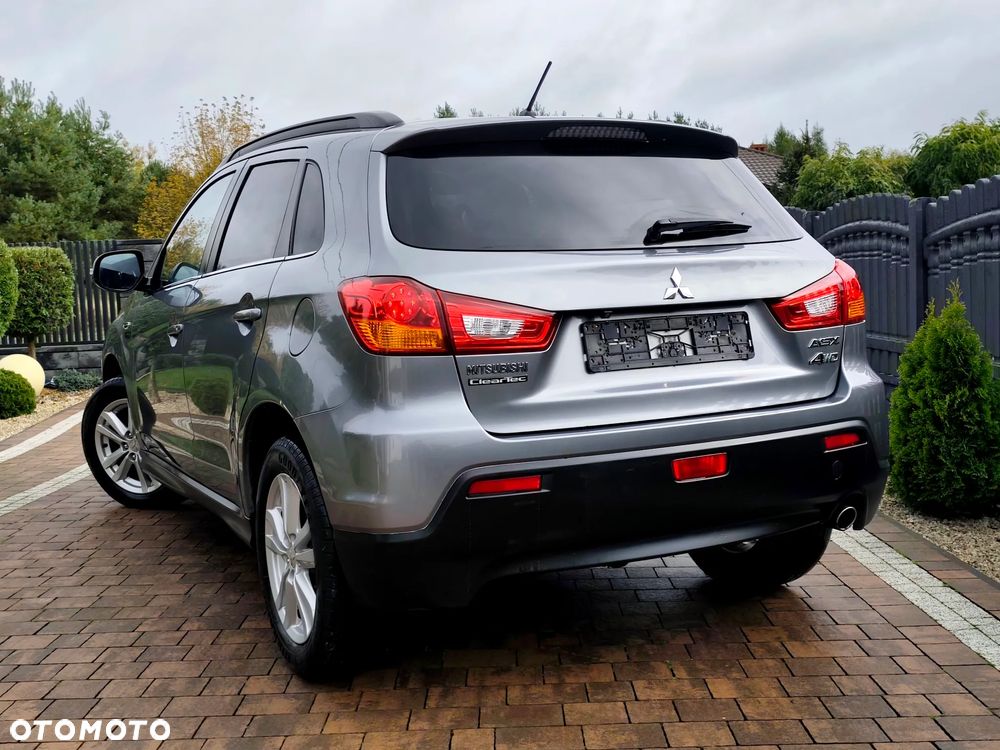 Mitsubishi ASX - 12