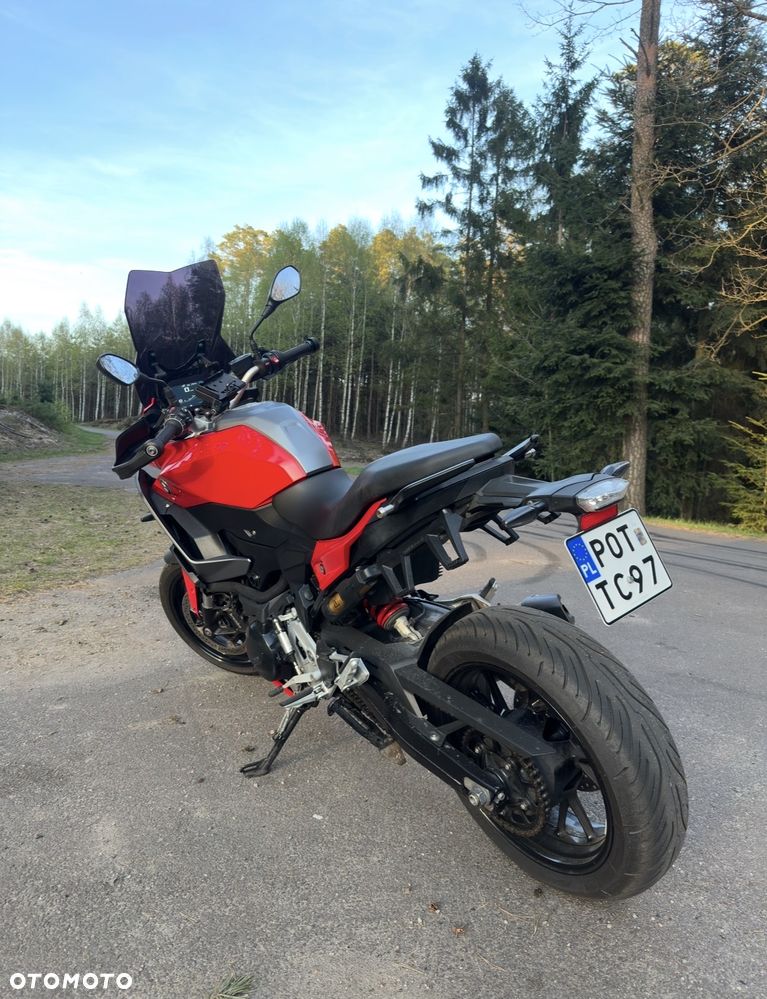 BMW XR - 3
