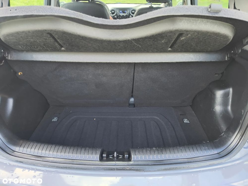 Hyundai i10 1.0 BlueDrive Black Line - 19
