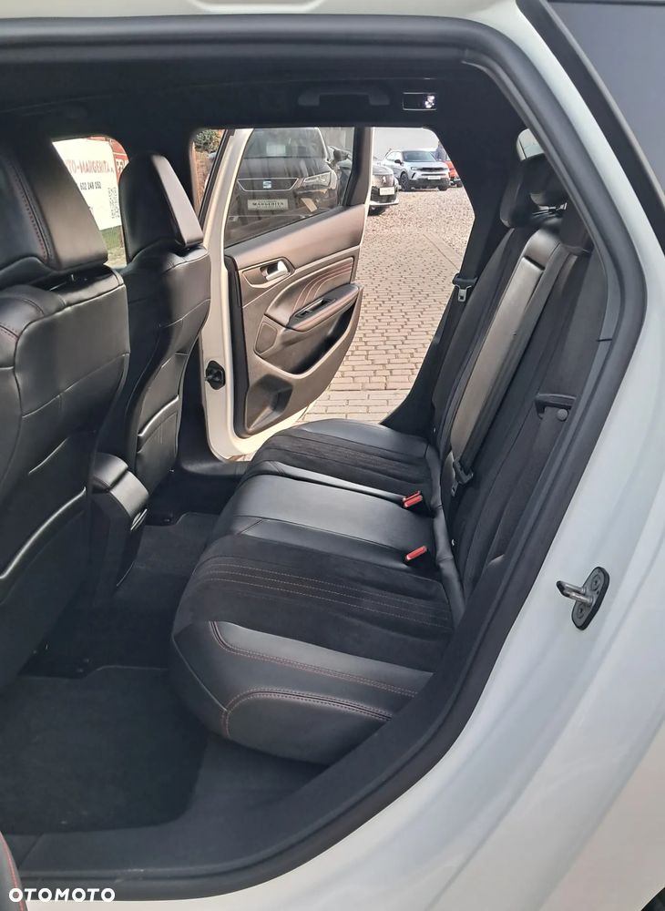 Peugeot 308 BlueHDi 130 Stop & Start GT - 12