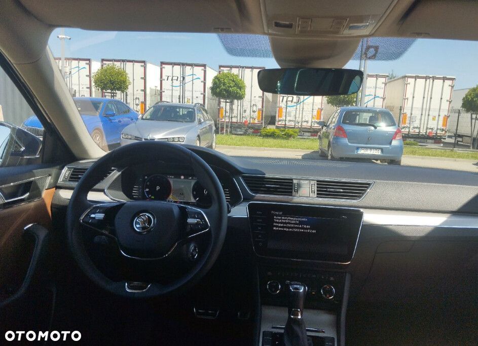Skoda Superb 2.0 TDI SCR 4x4 L&K DSG - 5