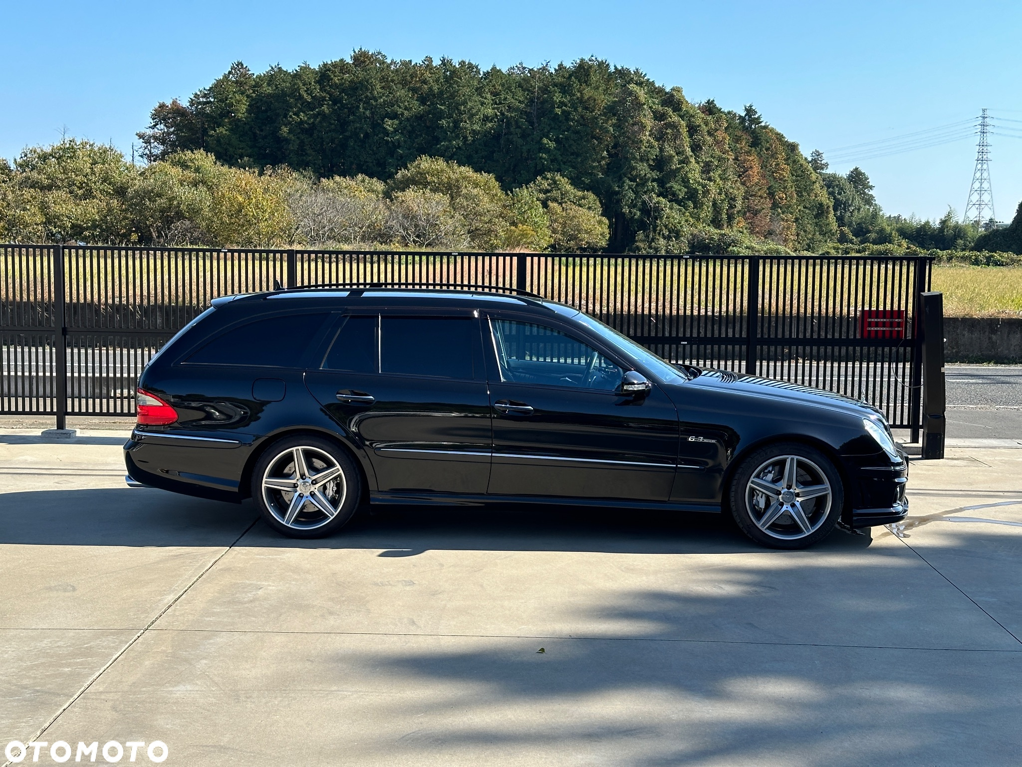 Mercedes-Benz Klasa E 63 AMG T 7G-TRONIC - 27