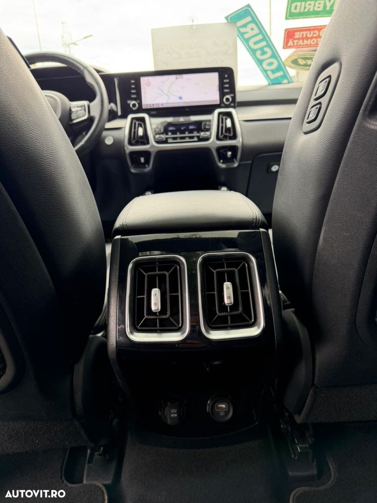 Kia Sorento 1.6 T-GDI HEV 6AT 4x2 5P Activ - 29