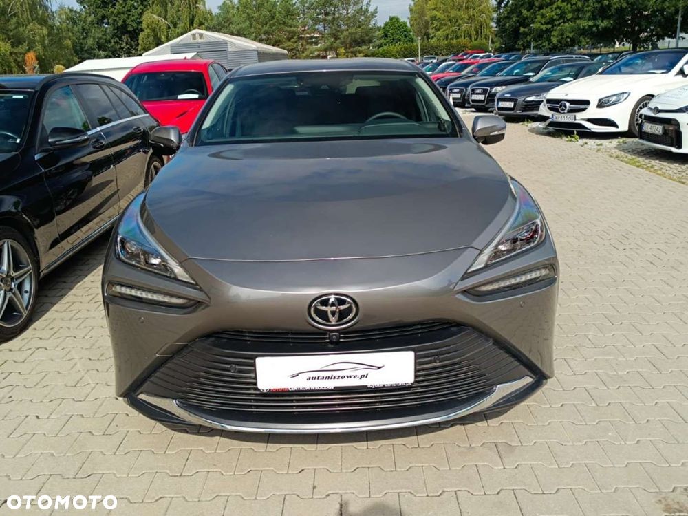 Toyota Mirai - 11