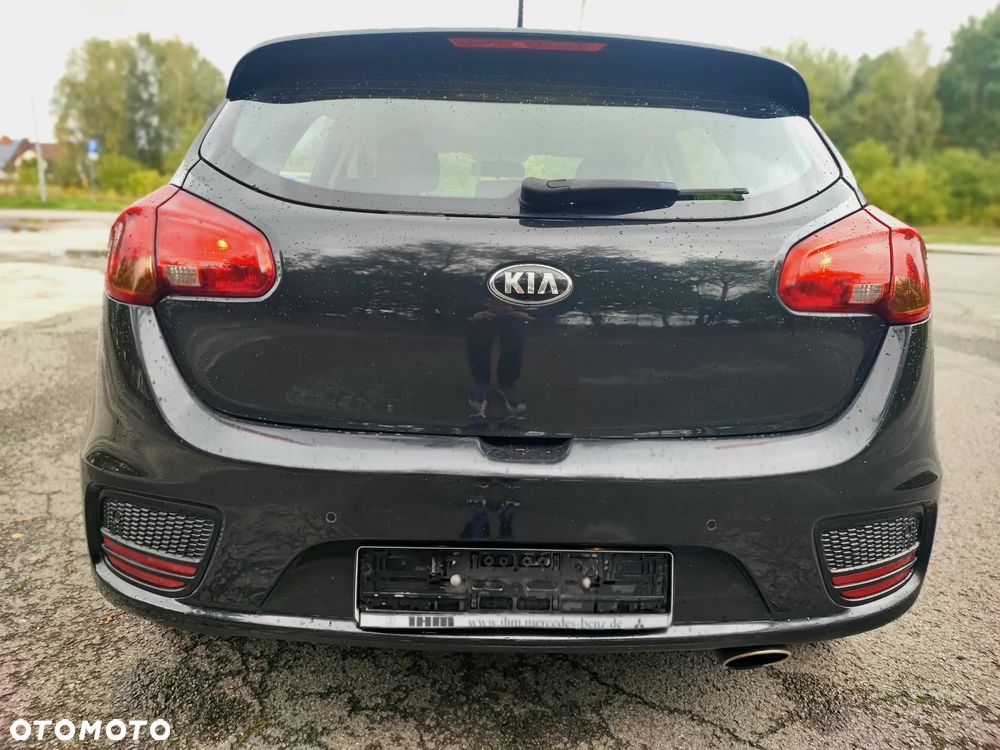 Kia Ceed - 12