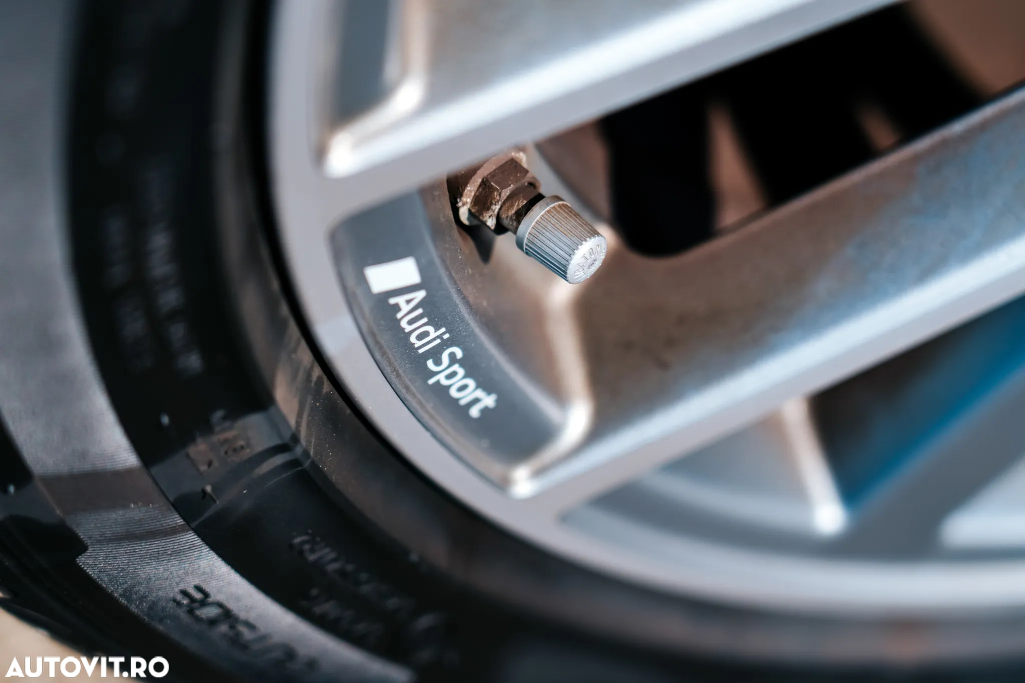 Audi A6 40 TDI S tronic S line - 15