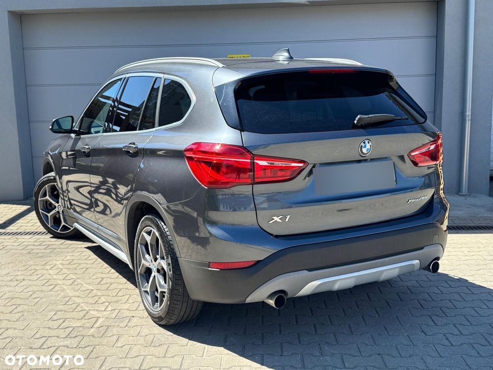 BMW X1 xDrive25i Advantage sport - 13