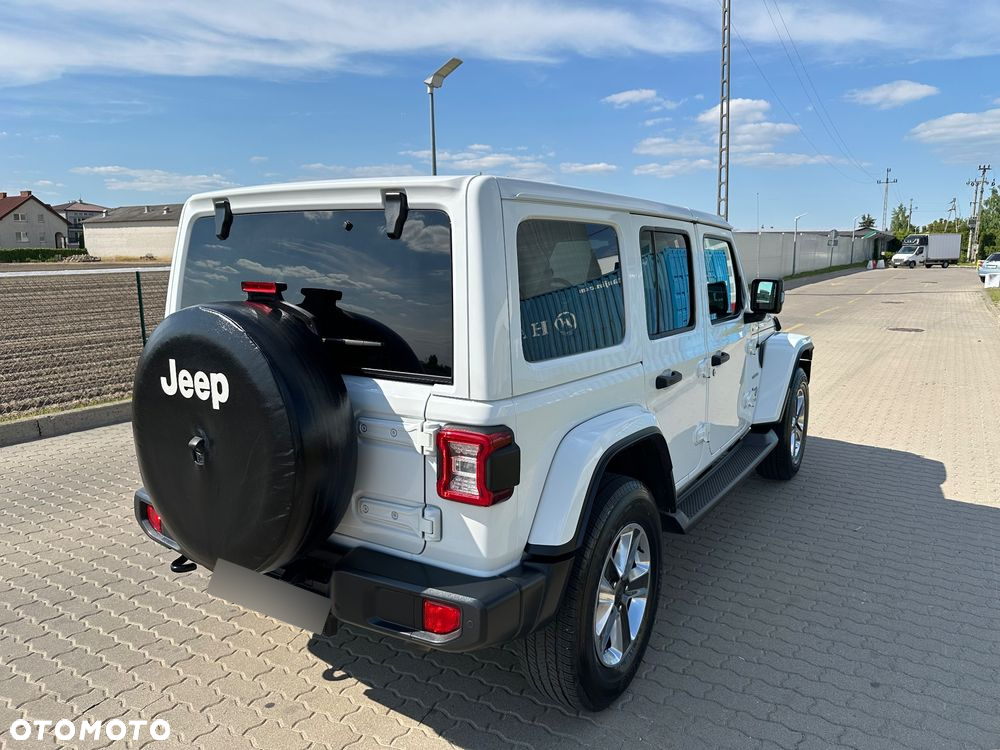 Jeep Wrangler Unlimited GME 2.0 Turbo Sahara - 8