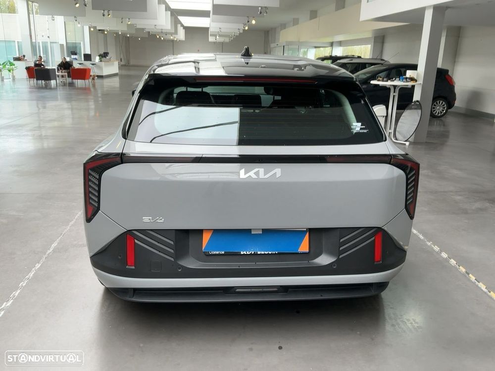 Kia EV4 81.4 kWh Tech - 9