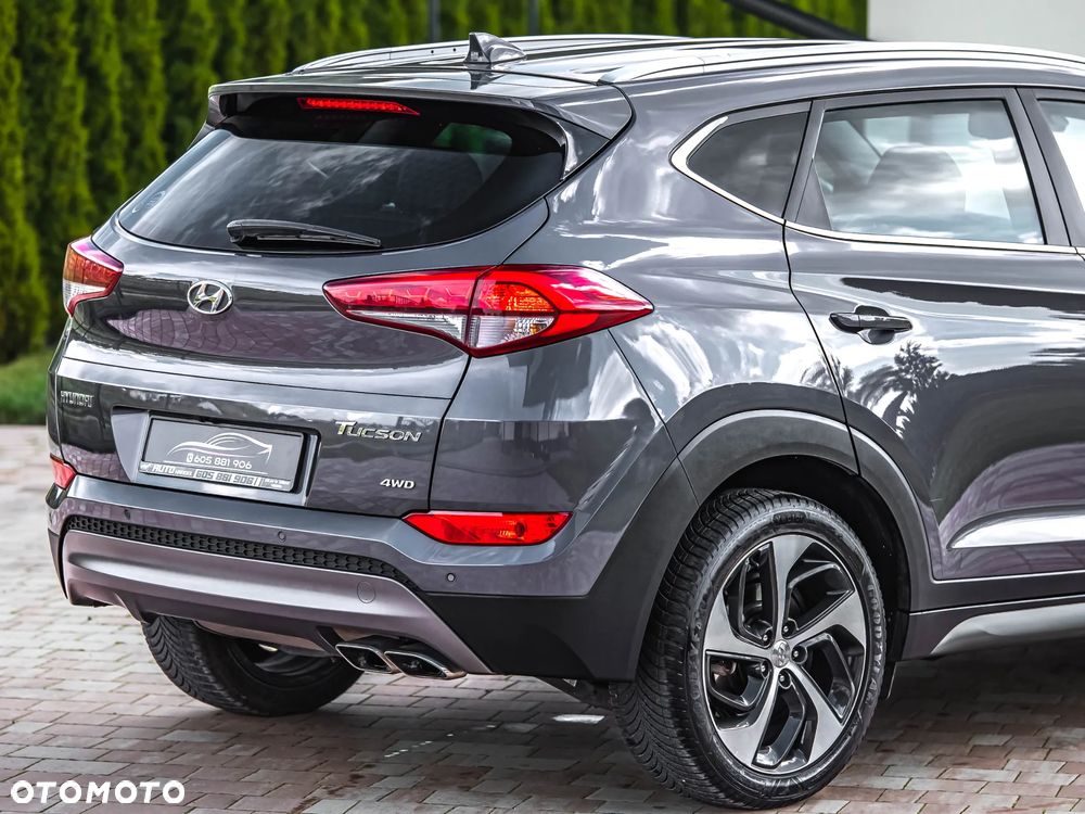 Hyundai Tucson 2.0 CRDi 4WD Automatik Advantage - 28