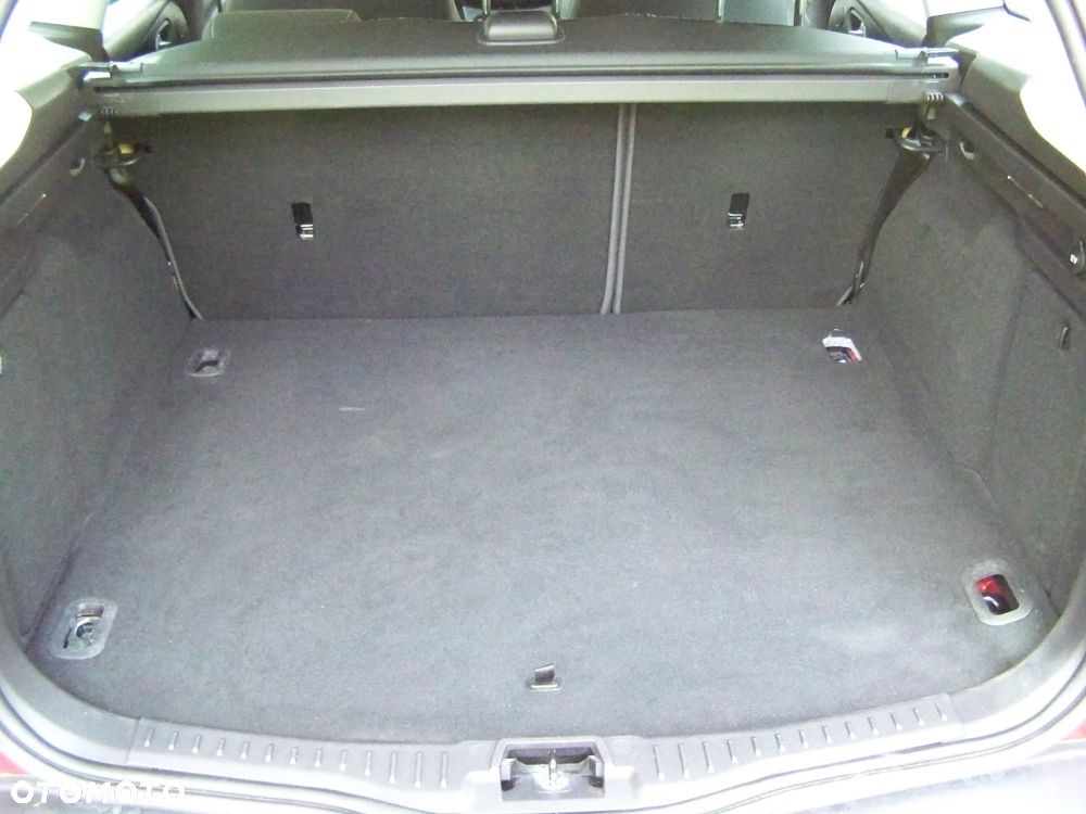 Ford Focus 1.6 TI-VCT SYNC Edition - 31