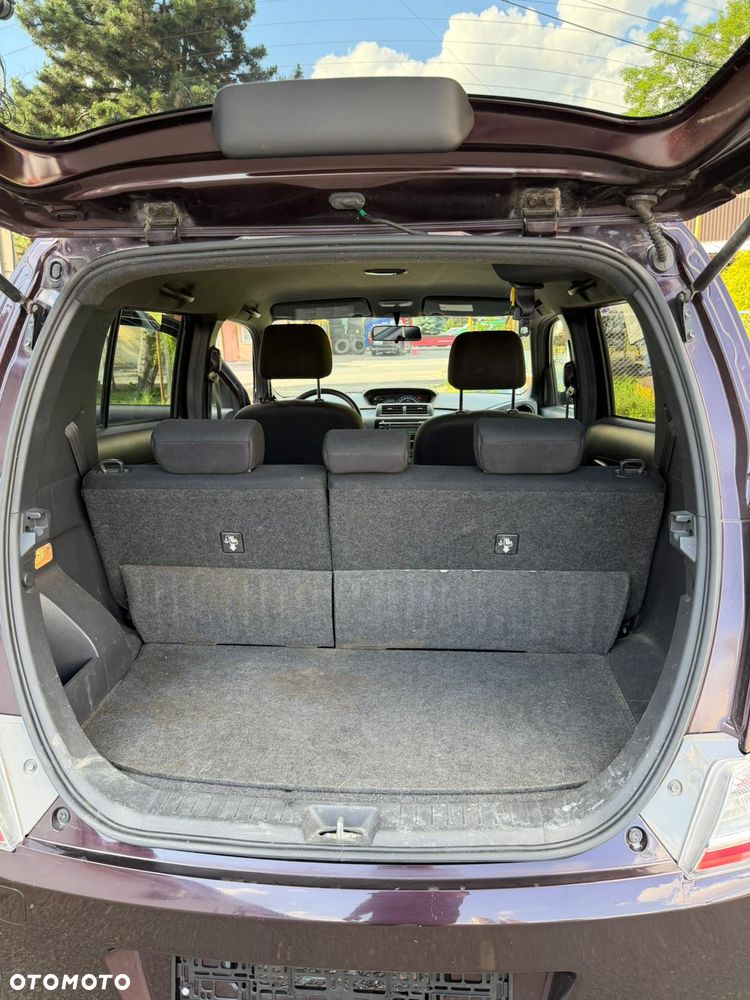 Daihatsu Materia 1.5 - 15
