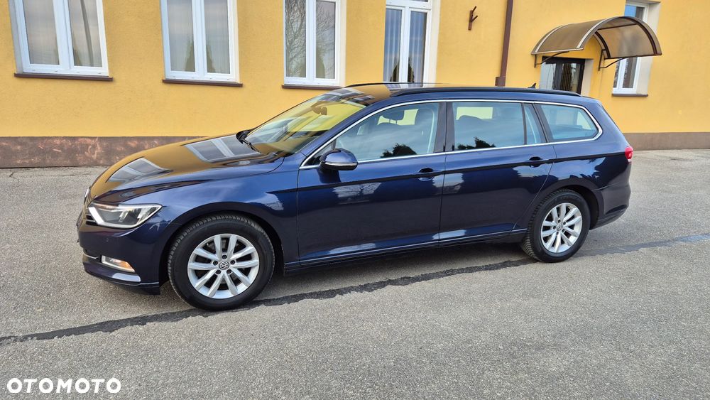 Volkswagen Passat - 2