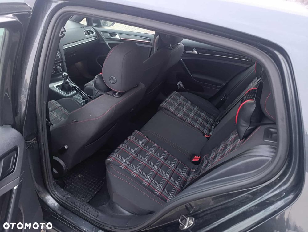 Volkswagen Golf 2.0 TSI BMT GTI - 16