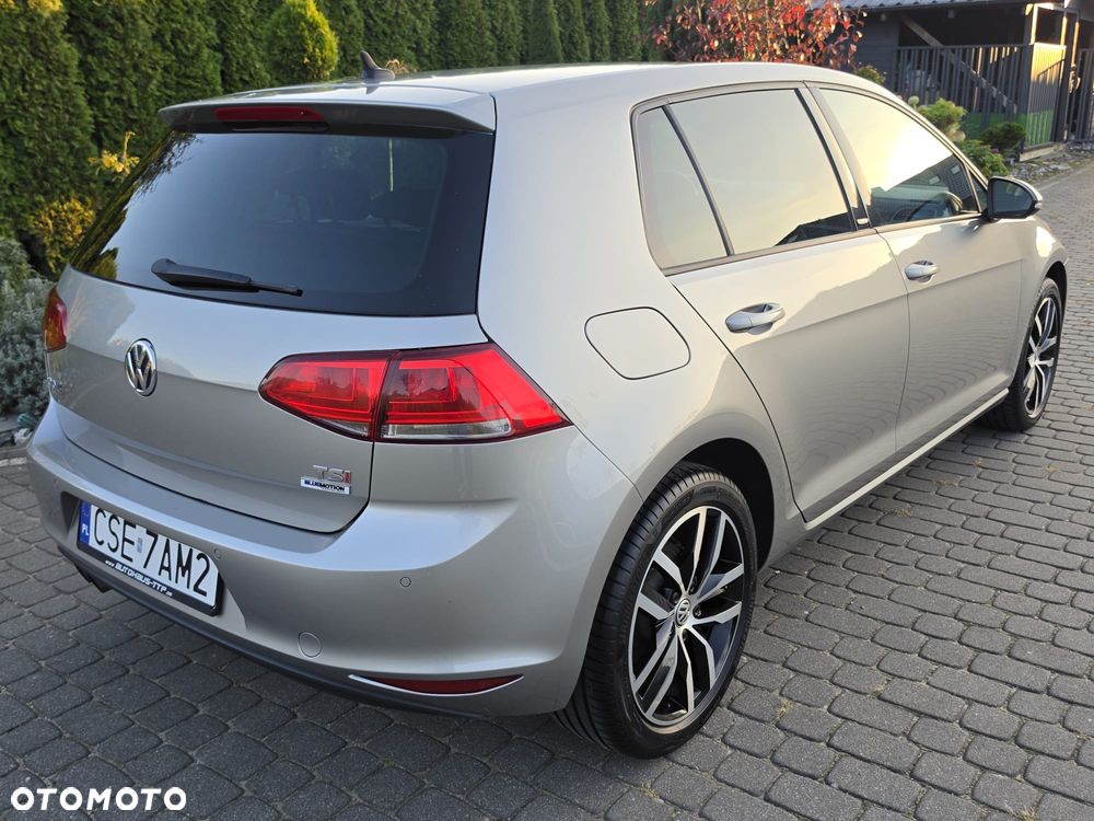 Volkswagen Golf - 11