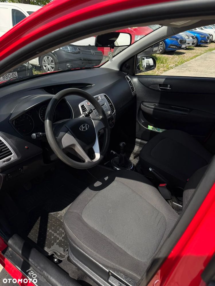 Hyundai i20 1.2 Classic + - 6