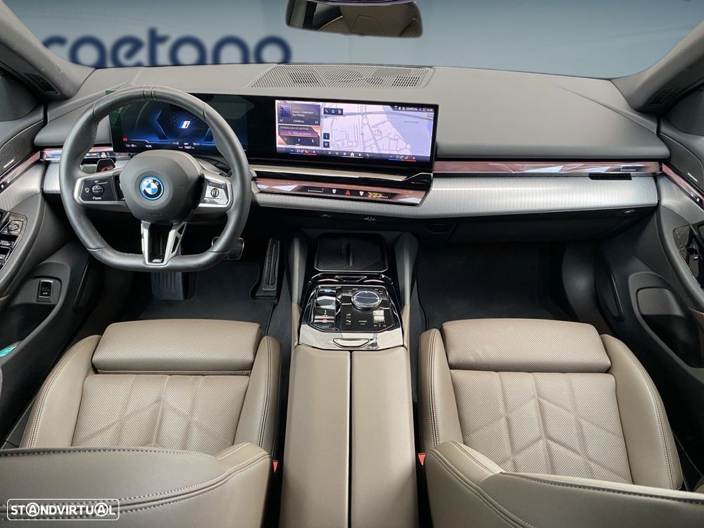 BMW i5 eDrive40 Pack Desportivo M - 4