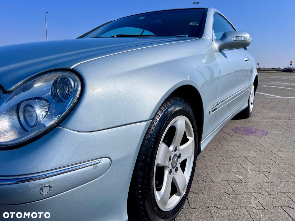 Mercedes-Benz CLK - 6